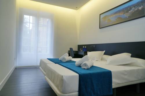 Imagen de la habitación del Hotel Loaldia. Foto 4
