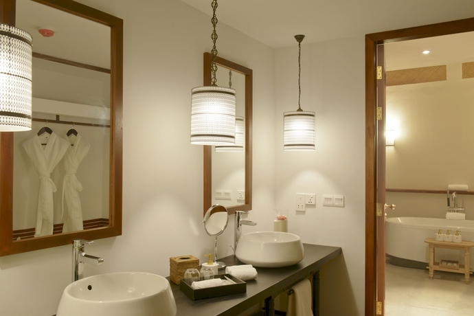 Imagen de la habitación del Hotel Loama Resort Maldives at Maamigili. Foto 5