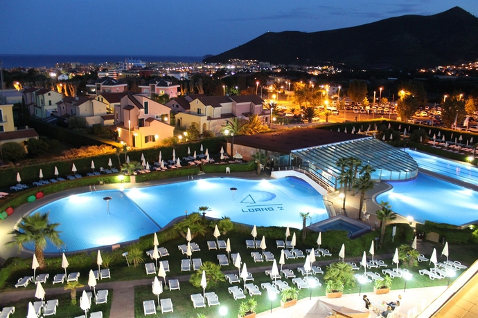 Imagen de los exteriores del Hotel Loano 2 Village. Foto 10