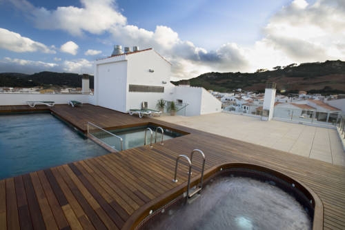 Imagen de la piscina del Hotel Loar Ferreries Hotel. Foto 25