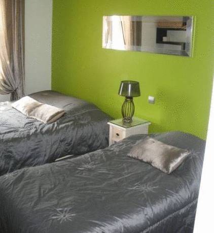 Imagen de la habitación del Hotel L'oasis, Cabrières-d'Avignon. Foto 16