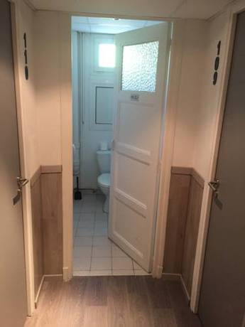 Imagen de la habitación del Hotel L'oasis. Foto 14