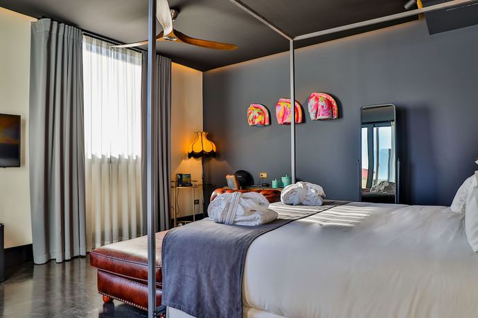 Imagen de la habitación del Hotel Lobby. Foto 10