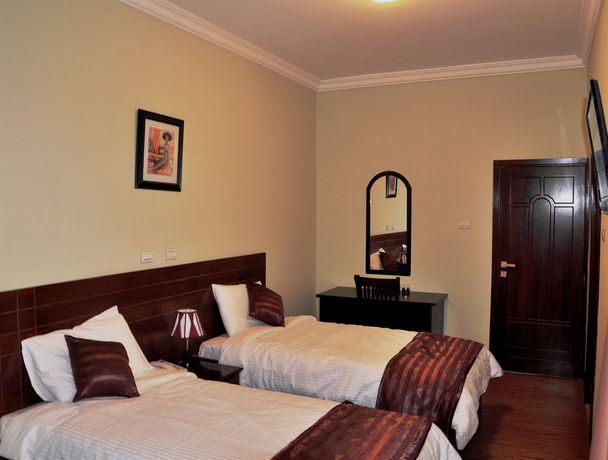 Imagen del bar/restaurante del Hotel Lobelia. Foto 7