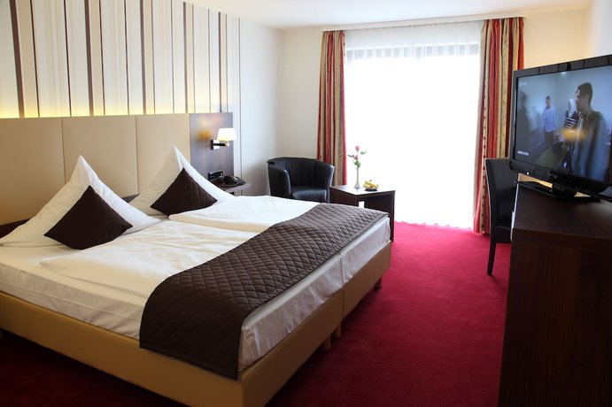 Imagen de la habitación del Hotel Lobinger Hotel Parkhotel. Foto 12