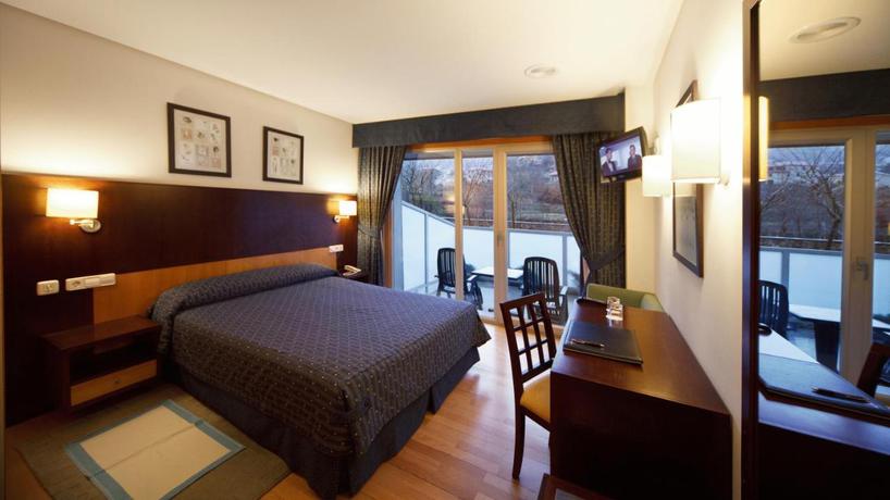 Imagen de la habitación del Hotel Lobios Caldaria Balneario. Foto 2