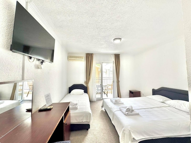 Imagen de la habitación del Hotel Lobo, Budva. Foto 6