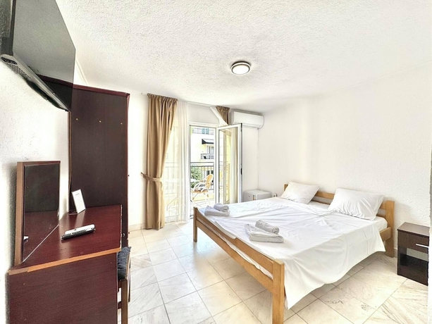 Imagen de la habitación del Hotel Lobo, Budva. Foto 13