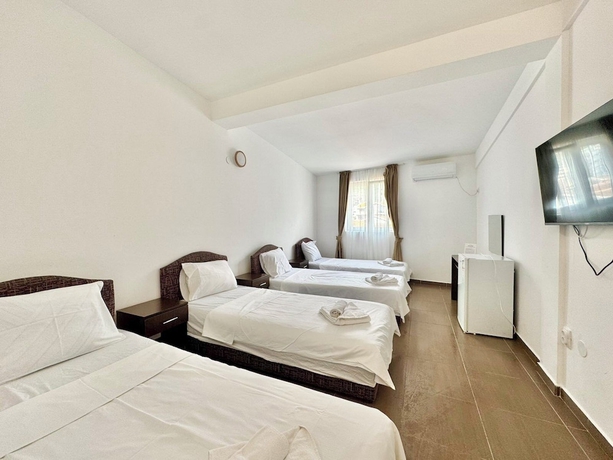 Imagen de la habitación del Hotel Lobo, Budva. Foto 14