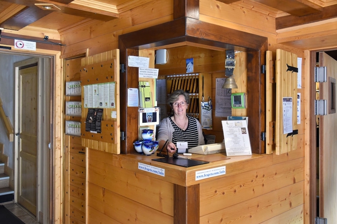 Imagen de los interiores del Hotel Loc Alpen Sports. Foto 19