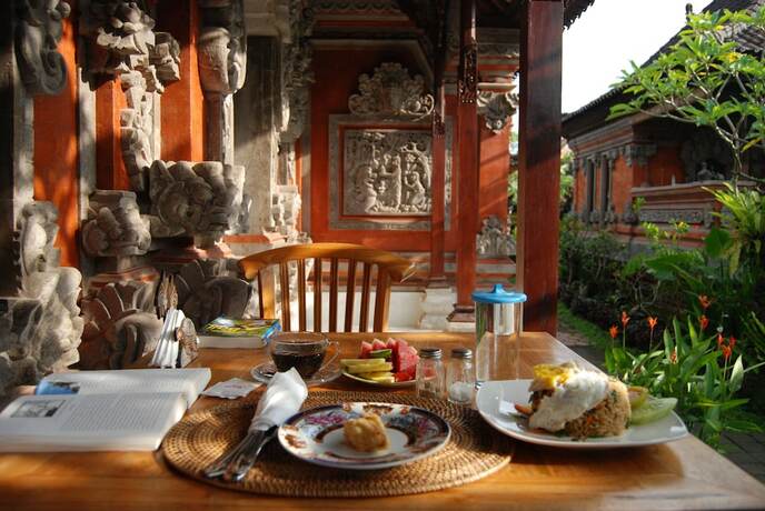 Imagen del bar/restaurante del Hotel Local Family House. Foto 6