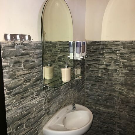Imagen de la habitación del Hotel Local Family House. Foto 10