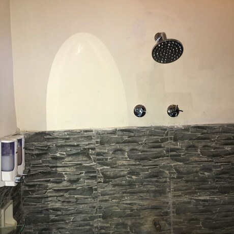Imagen de la habitación del Hotel Local Family House. Foto 12