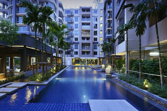 Imagen de los interiores del Hotel Locals Sathorn Siamese Nang Linchee. Foto 36