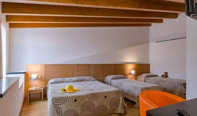 Imagen de la habitación del Hotel Locanda Al Moro. Foto 20
