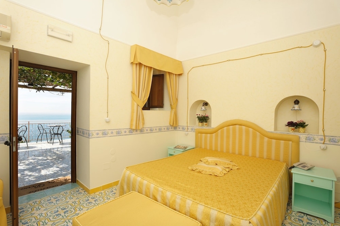 Imagen de la habitación del Hotel Locanda Costa Diva. Foto 3