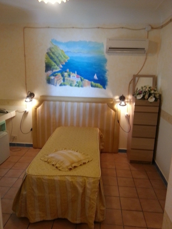 Imagen de la habitación del Hotel Locanda Costa Diva. Foto 5