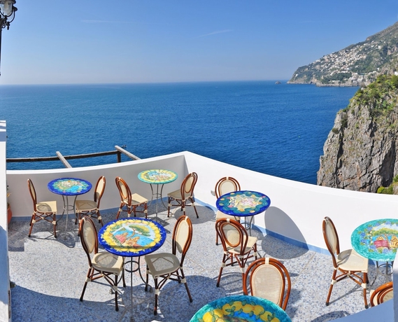 Imagen del bar/restaurante del Hotel Locanda Del Fiordo. Foto 3