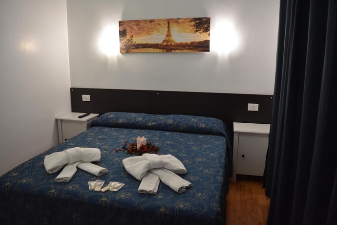 Imagen de la habitación del Hotel Locanda Otello. Foto 15