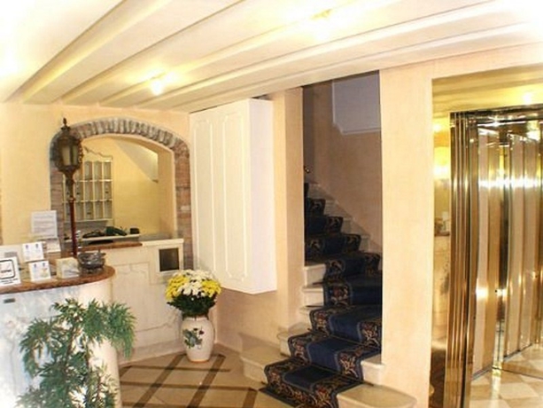 Imagen general del Hotel Locanda Ovidius. Foto 4