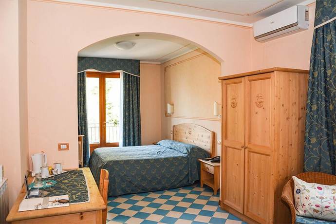 Imagen de la habitación del Hotel Locanda Ruscello Garn&igrave;. Foto 20