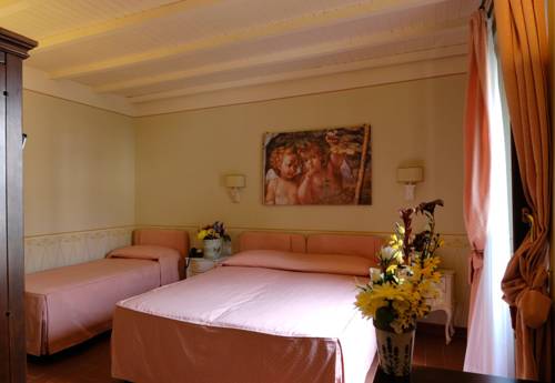 Imagen de la habitación del Hotel Locanda San Barnaba. Foto 11