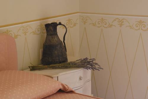 Imagen de la habitación del Hotel Locanda San Barnaba. Foto 15