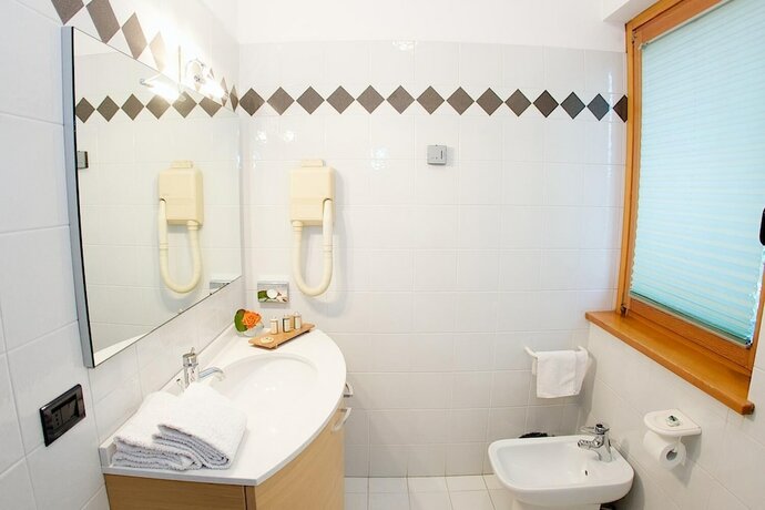 Imagen general del Hotel Locanda San Lorenzo, Cornei. Foto 10