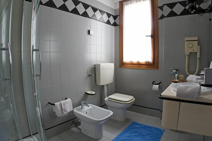 Imagen general del Hotel Locanda San Lorenzo, Cornei. Foto 17