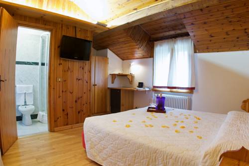 Imagen de la habitación del Hotel Locanda San Lorenzo, Farra d'Alpago. Foto 14