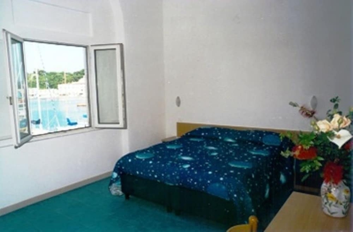 Imagen de la habitación del Hotel Locanda Sul Mare. Foto 4