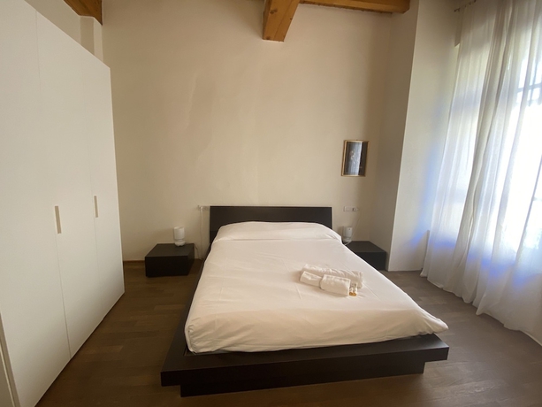 Imagen de la habitación del Hotel Locanda Torriani. Foto 9