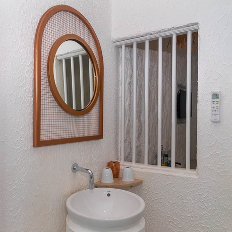 Imagen de la habitación del Hotel Loccal Collection. Foto 13