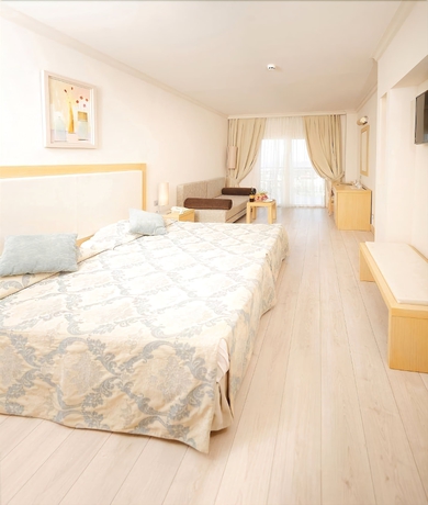 Imagen de la habitación del Hotel L'oceanica Beach Resort - All Inclusive. Foto 4