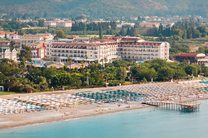 Imagen general del Hotel L'oceanica Beach Resort - All Inclusive. Foto 1