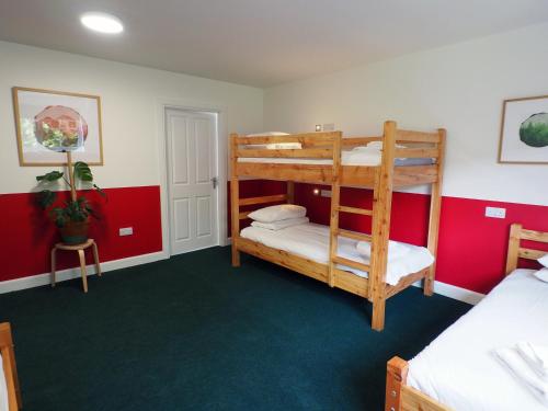 Imagen de la habitación del Hotel Loch Ness Bunk Inn. Foto 6