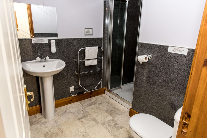Imagen de la habitación del Hotel Loch Ness Clansman. Foto 13