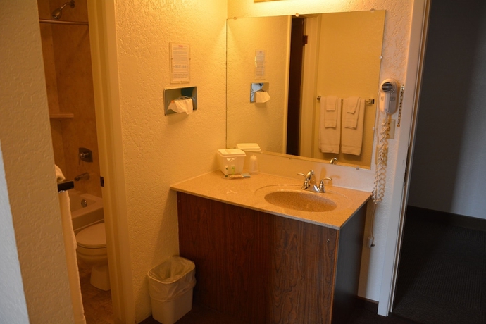 Imagen de la habitación del Hotel Locomotive Inn. Foto 9