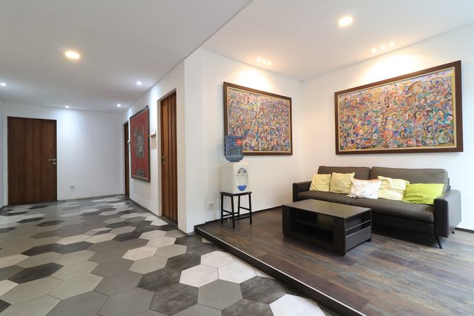 Imagen de los interiores del Hotel Locus Rooms. Foto 8