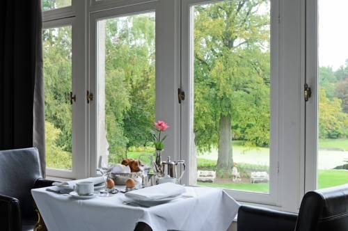 Imagen de la habitación del Hotel Lodewijk Van Male. Foto 5