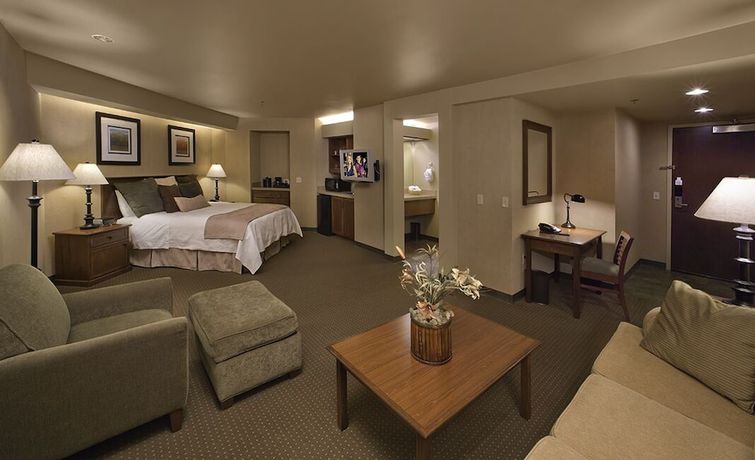 Imagen de la habitación del Hotel Lodge At Feather Falls Casino. Foto 8