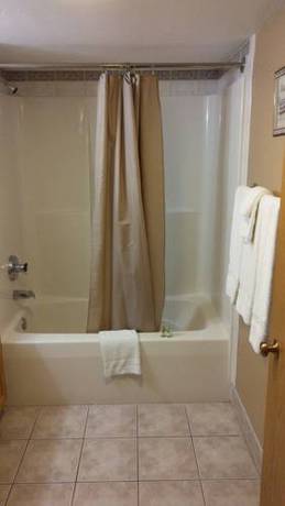 Imagen de la habitación del Hotel Lodge At Leathem Smith. Foto 16