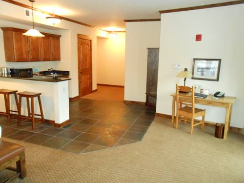 Imagen de la habitación del Hotel Lodge At Whitefish Lake. Foto 8