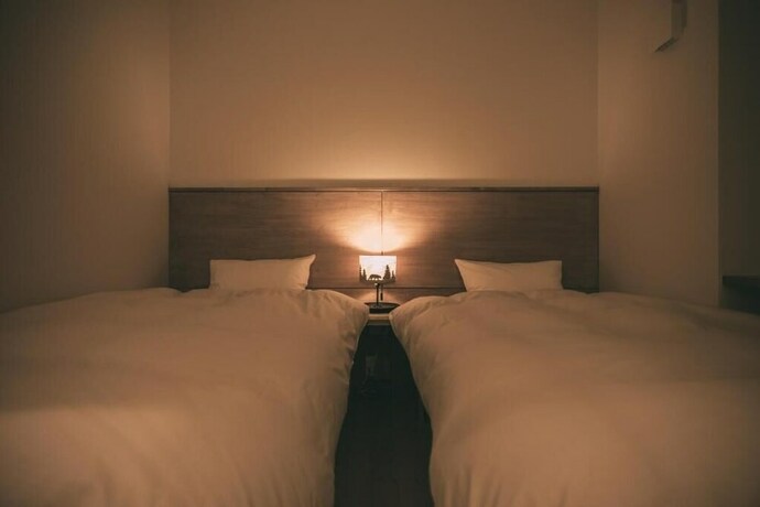 Imagen de la habitación del Hotel Lodge Denbey. Foto 7