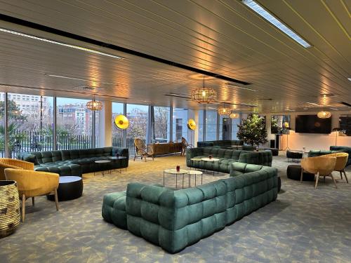 Imagen de los interiores del Hotel Lodge In Paris 13. Foto 6