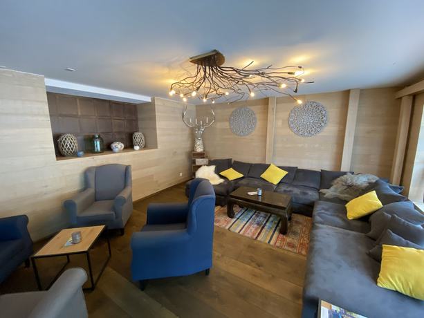 Imagen del bar/restaurante del Hotel Lodge Inn, Fiesch. Foto 5
