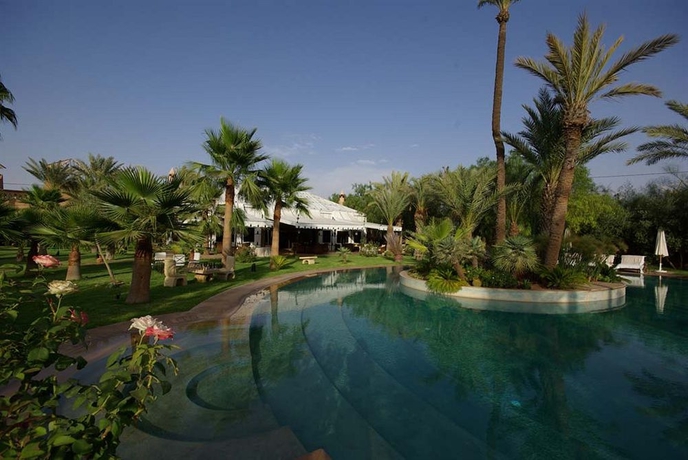 Imagen de la piscina del Hotel Lodge K. Foto 14
