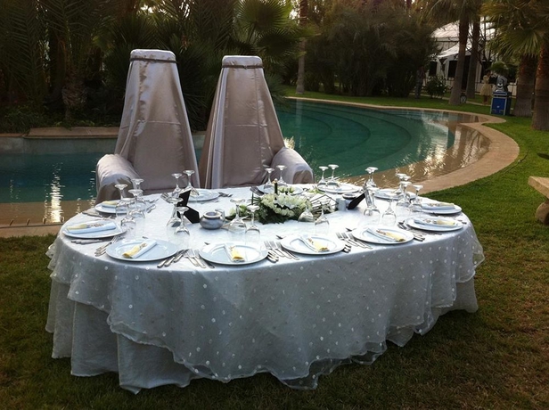 Imagen de los exteriores del Hotel Lodge K. Foto 9