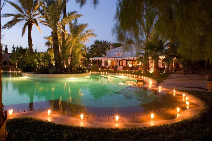 Imagen de la piscina del Hotel Lodge K. Foto 15