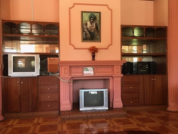 Imagen de los interiores del Hotel Lodge Mungo. Foto 11